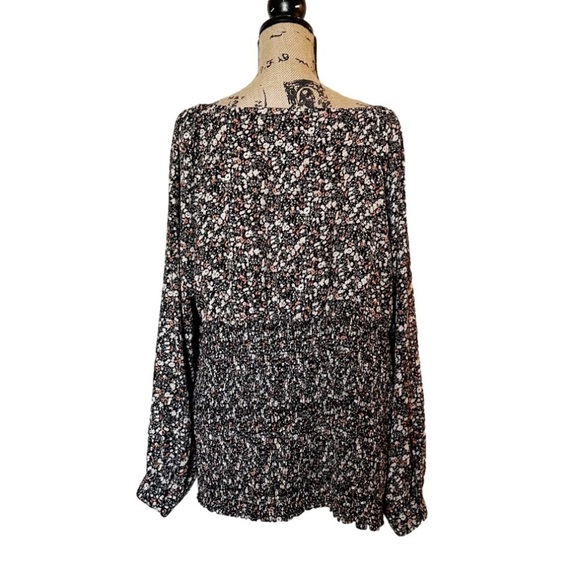 Heyson Ditsy Floral Button Down Blouse Size 2X - Picture 4 of 6